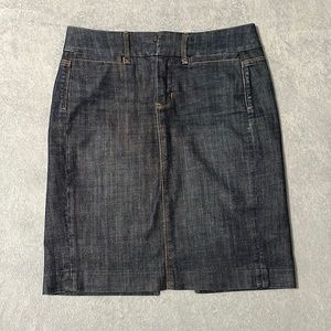 LTD - Gap Jeans Denim Skirt - size 0